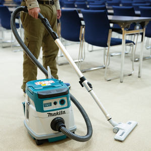 Aspirator clasa L 8L compatibil cu acumulatori LXT 18Vx2